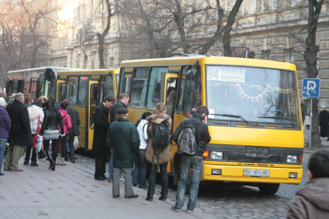 Завтра у Львові говоритимуть про покращення транспортної інфраструктури та організації руху. Де подивитись